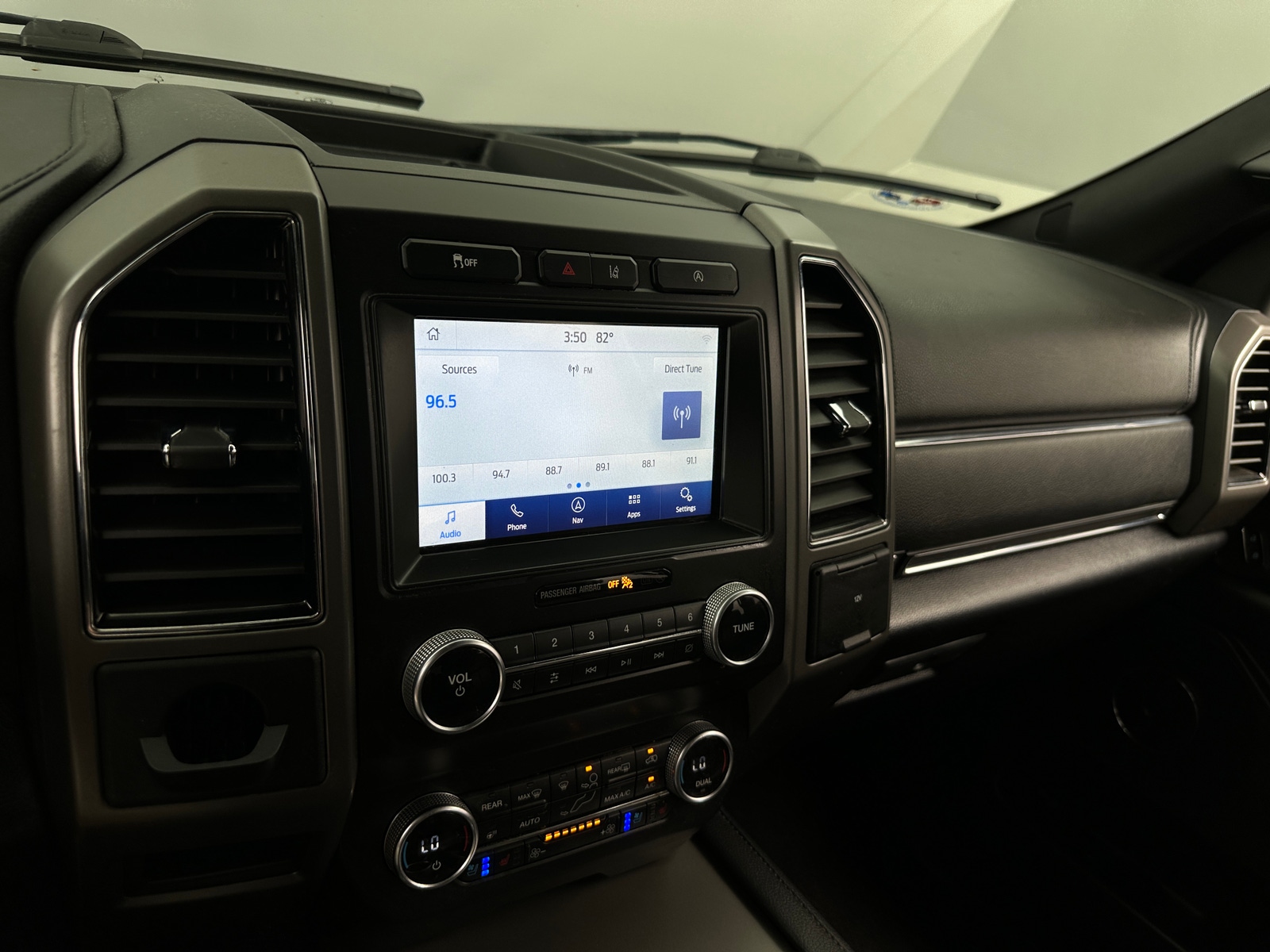 Thumbnail: 2021 Ford Expedition - 4