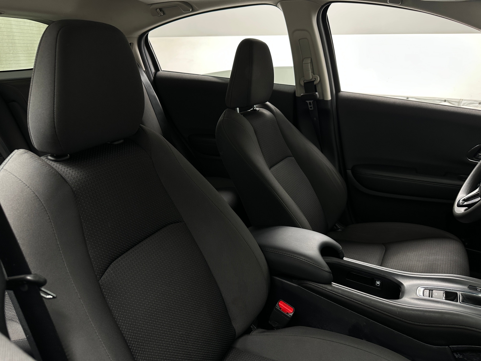 Thumbnail: 2022 Honda HR-V - 2
