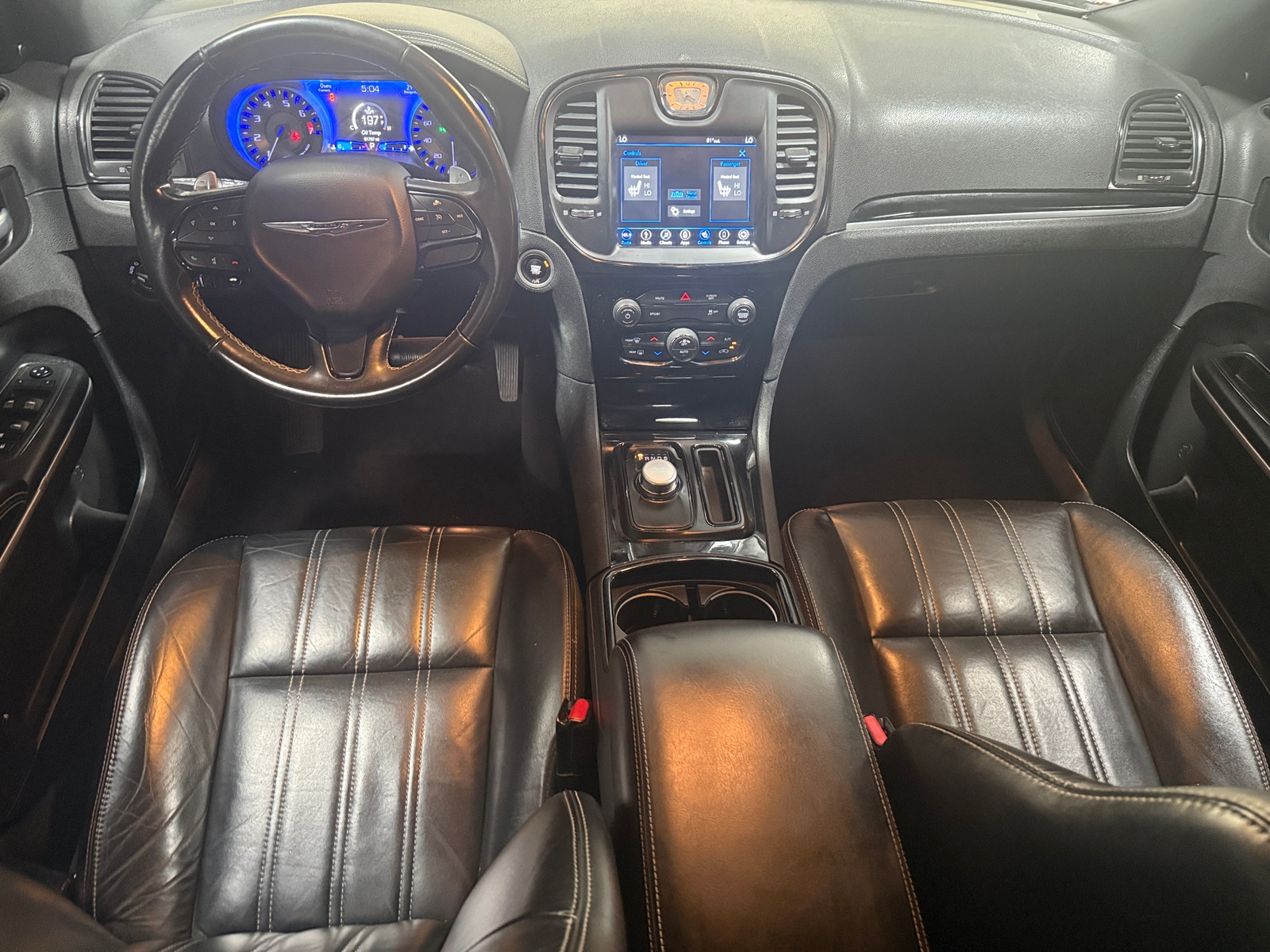 Thumbnail: 2019 Chrysler 300 - 2