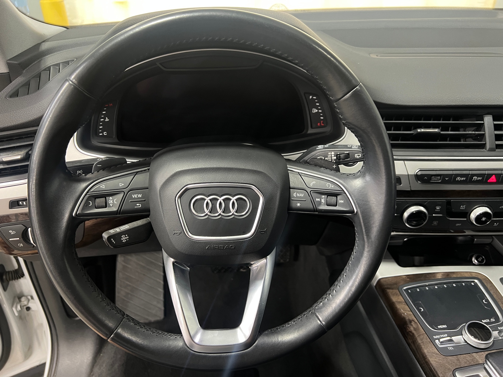 Thumbnail: 2019 Audi Q7 - 4