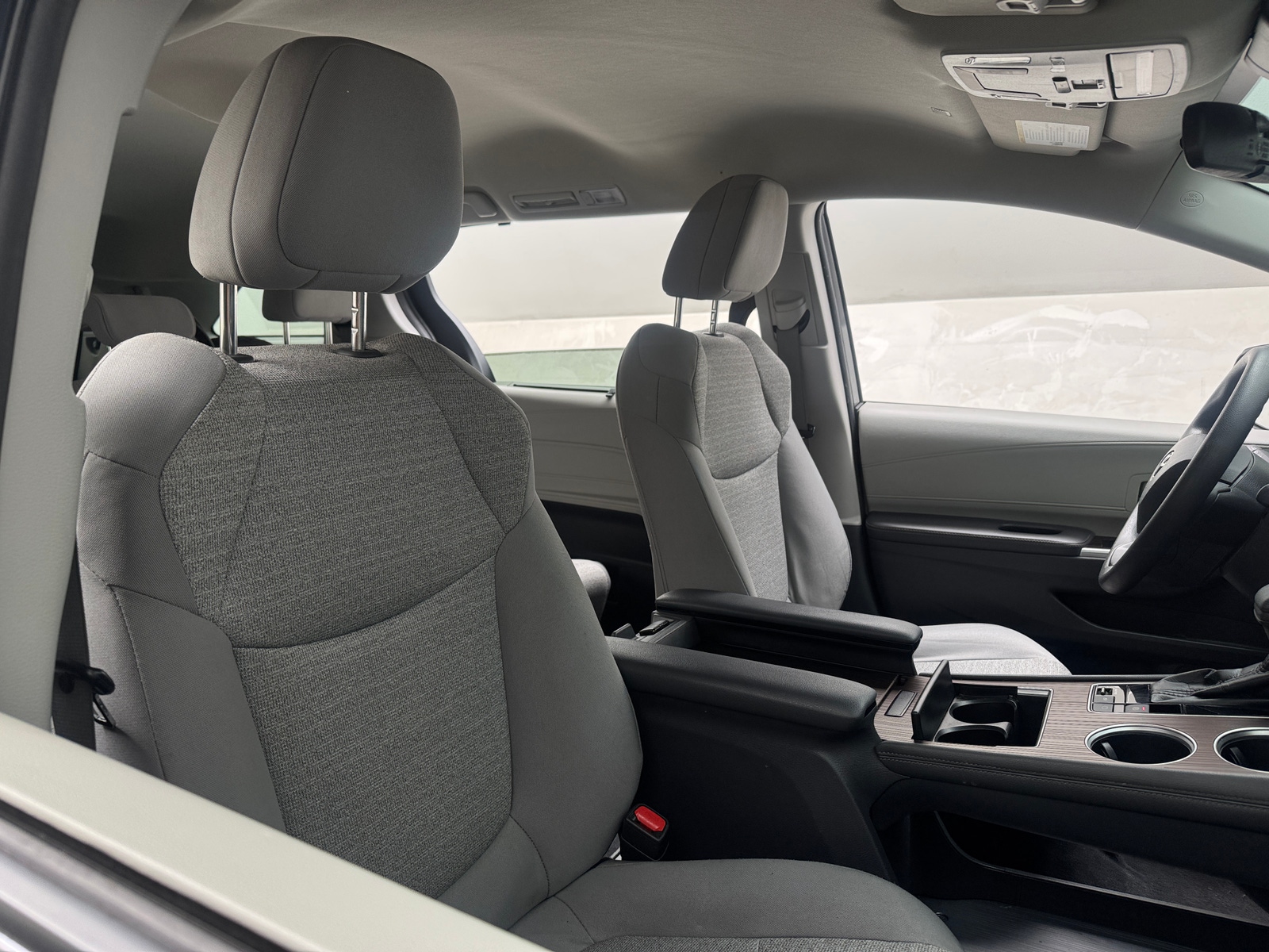 Thumbnail: 2022 Toyota Sienna - 2