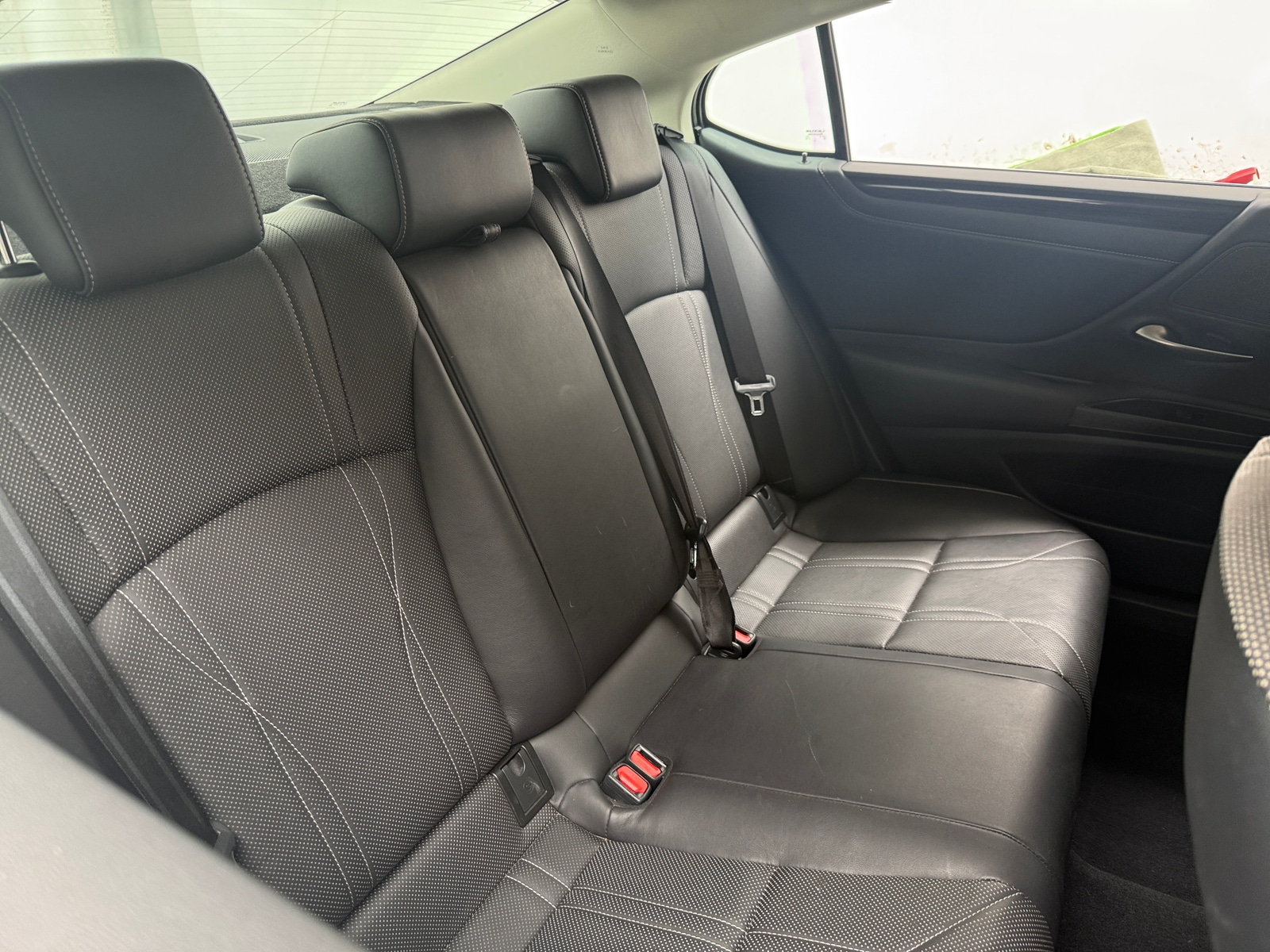 Thumbnail: 2019 Lexus ES - 6