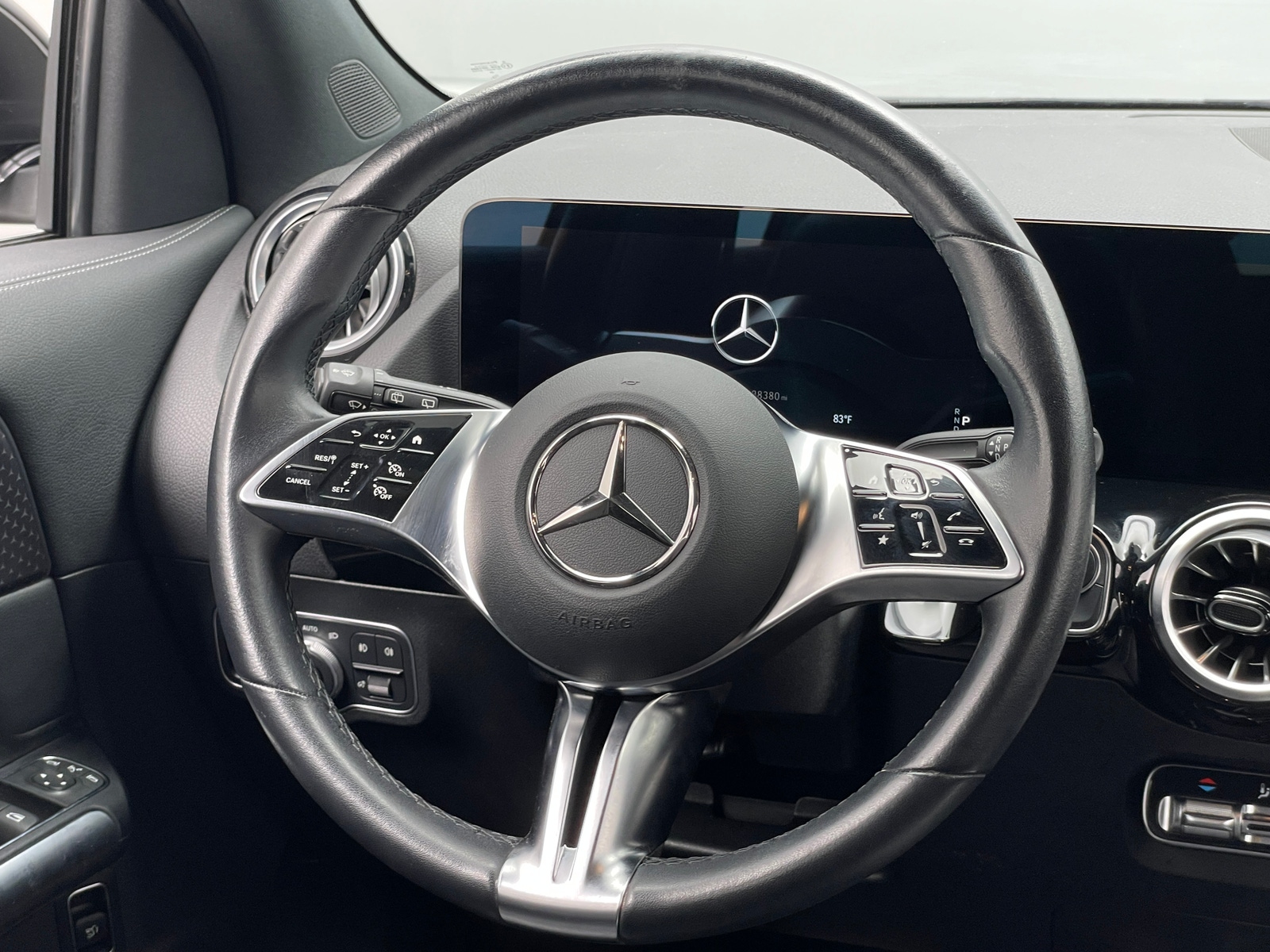Thumbnail: 2025 Mercedes-Benz GLA - 4
