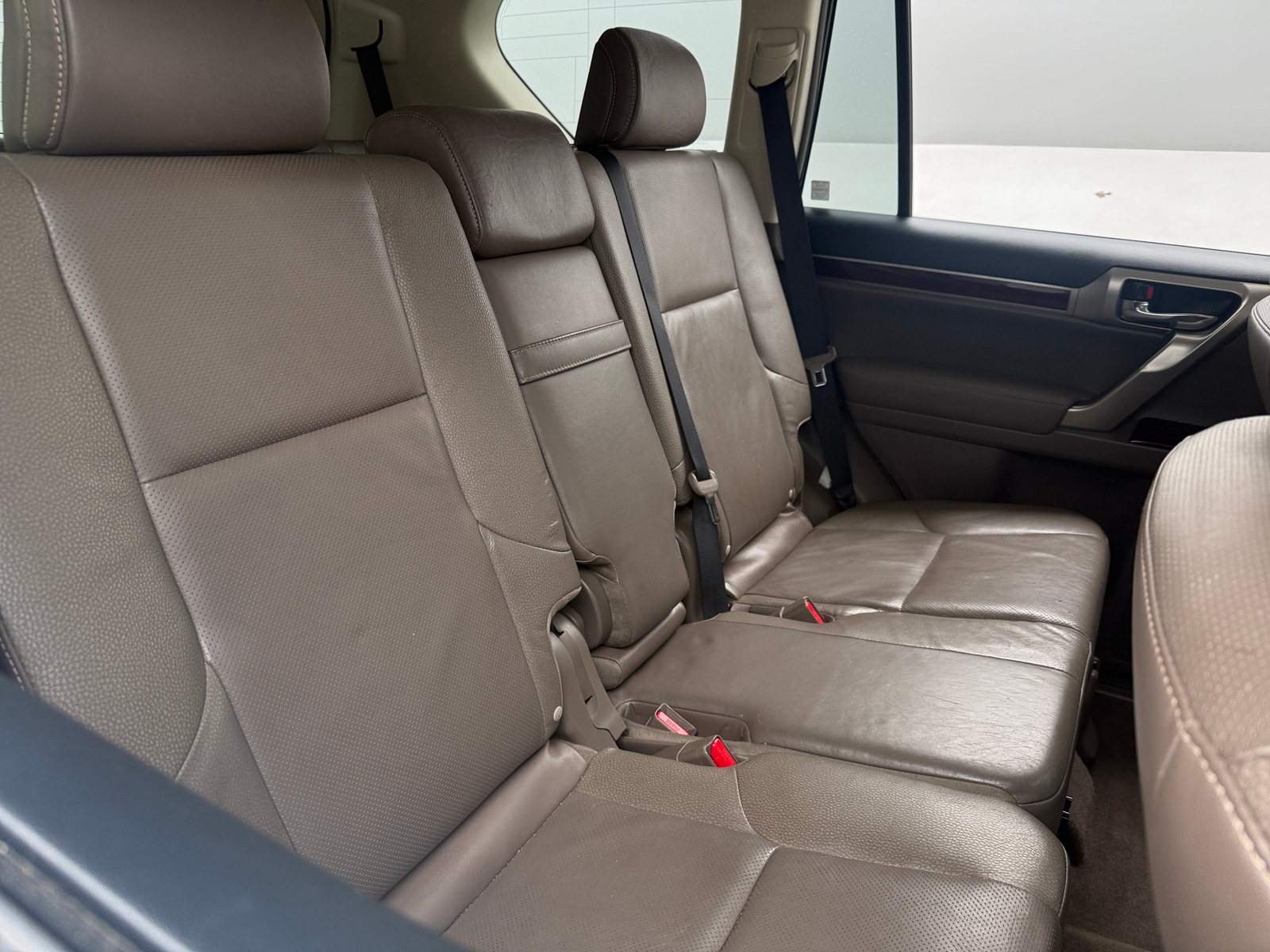 Thumbnail: 2016 Lexus GX - 5