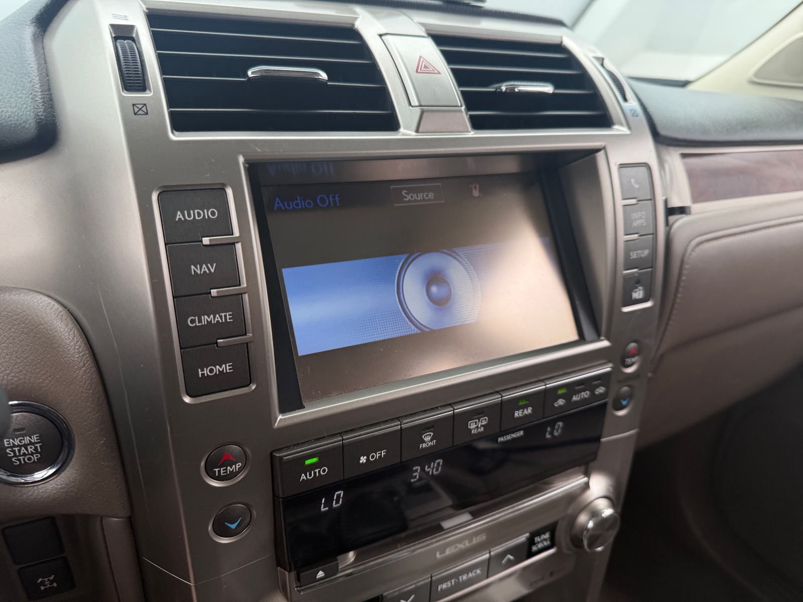 Thumbnail: 2016 Lexus GX - 3