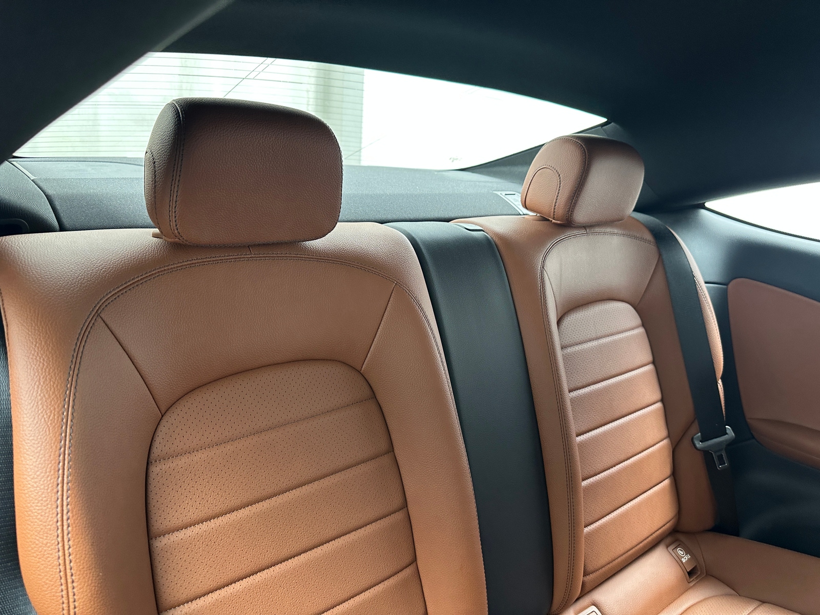 Thumbnail: 2017 Mercedes-Benz C-Class - 4