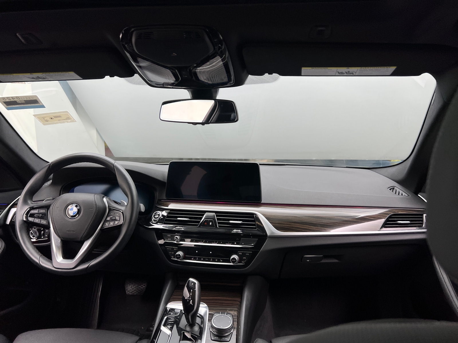 Thumbnail: 2023 BMW 5 Series - 2