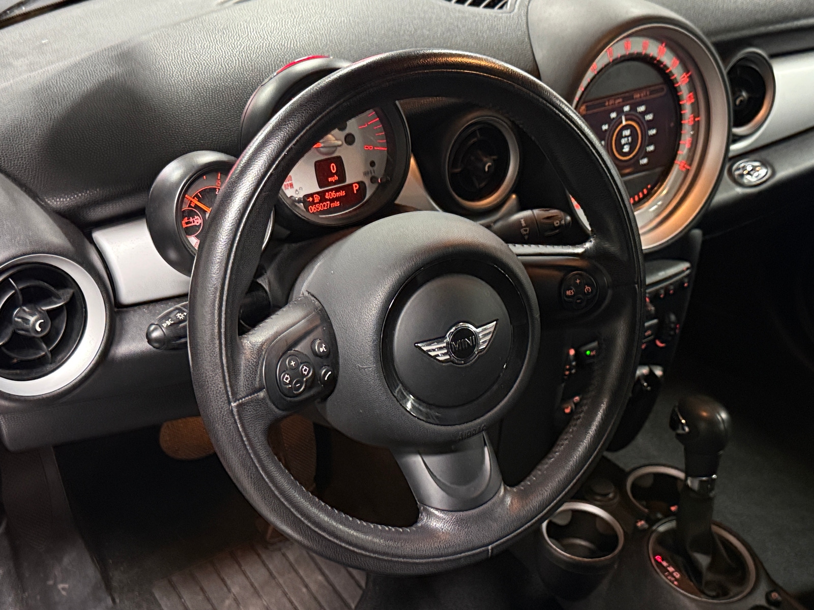 Thumbnail: 2013 MINI Cooper Convertible - 4