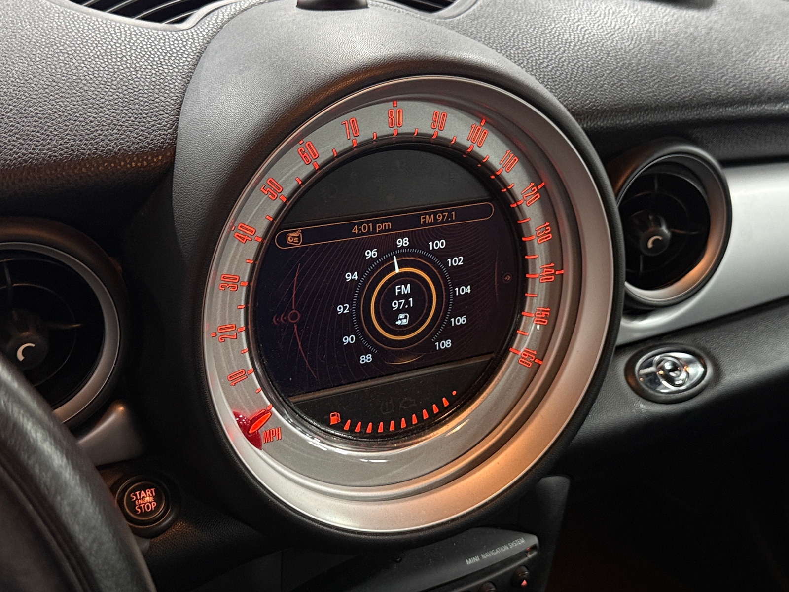 Thumbnail: 2013 MINI Cooper Convertible - 3