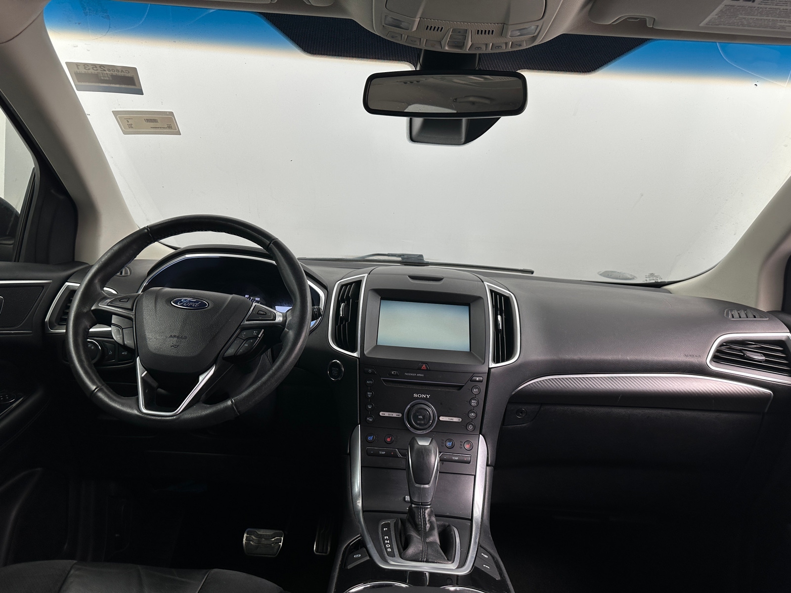 Thumbnail: 2015 Ford Edge - 2