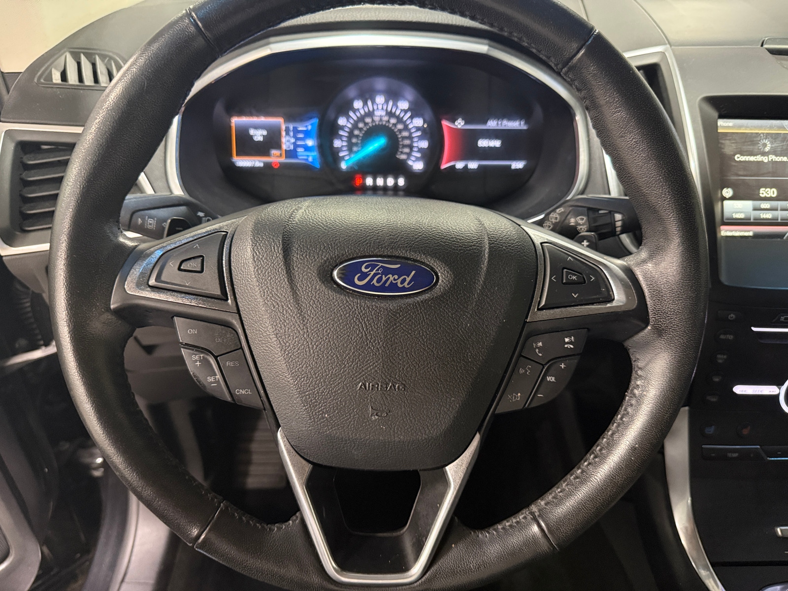 Thumbnail: 2015 Ford Edge - 4