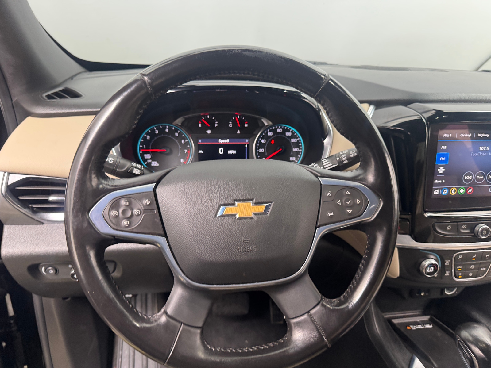Thumbnail: 2022 Chevrolet Traverse - 5