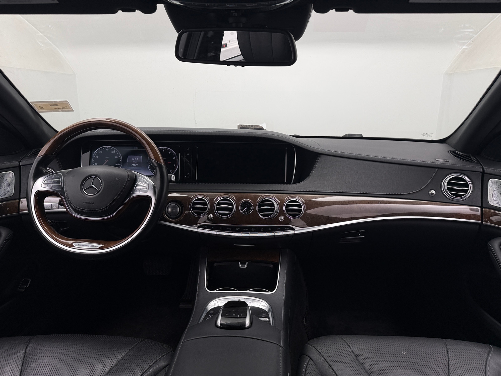 Thumbnail: 2015 Mercedes-Benz S-Class - 2