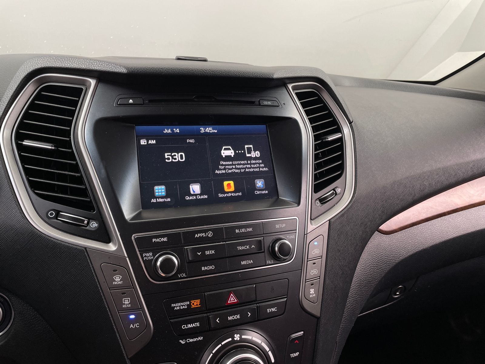 Thumbnail: 2017 Hyundai Santa Fe - 3
