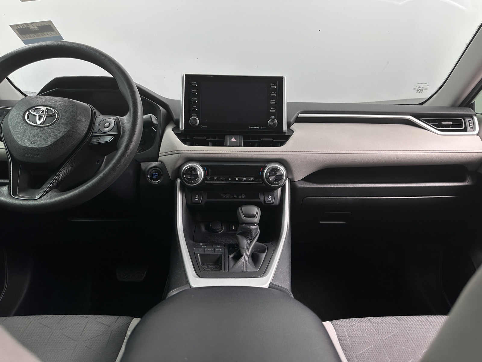 Thumbnail: 2021 Toyota RAV4 - 3