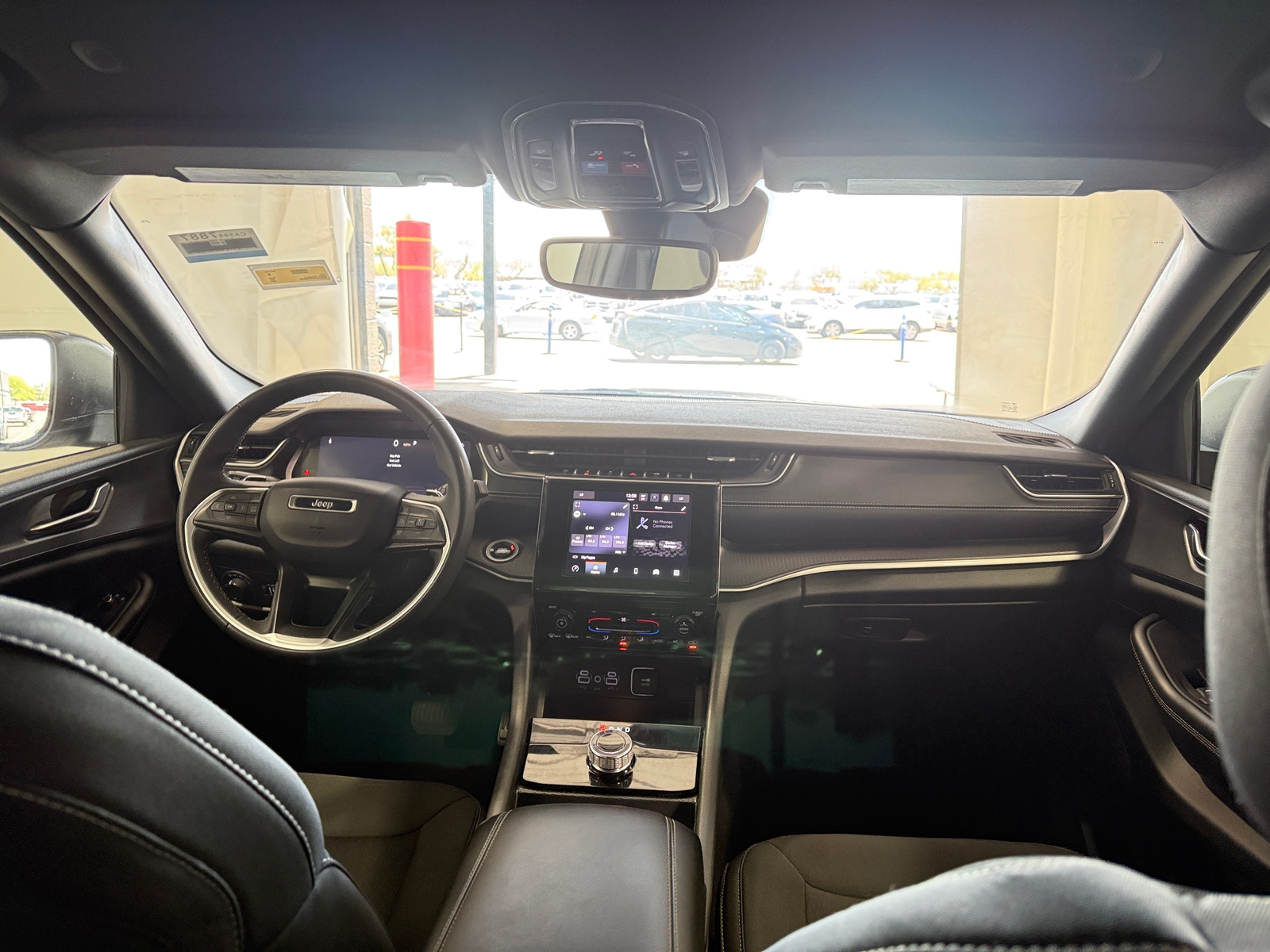Thumbnail: 2024 Jeep Grand Cherokee L - 3