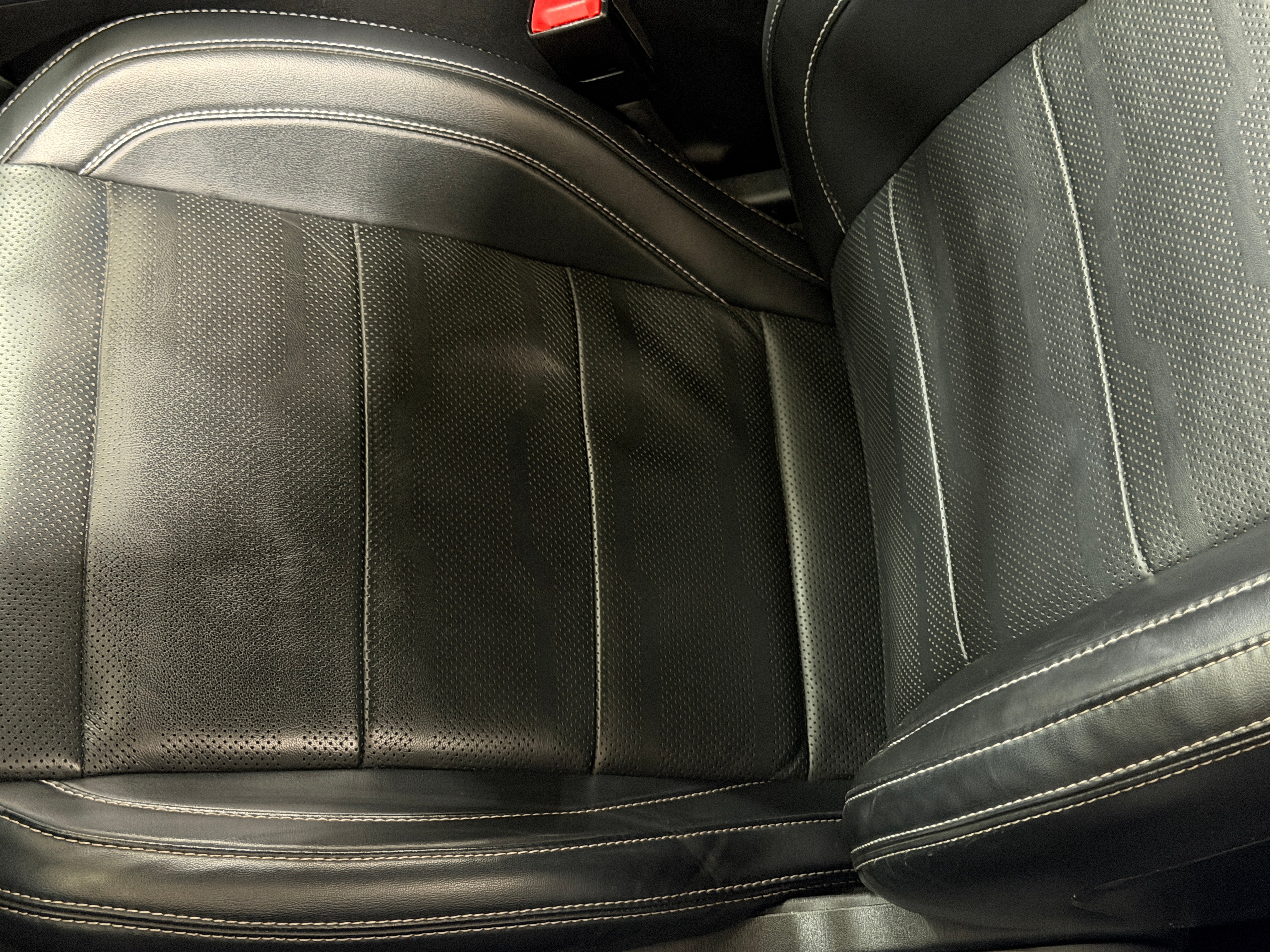 2019 Ford Mustang GT Premium - Photo 24