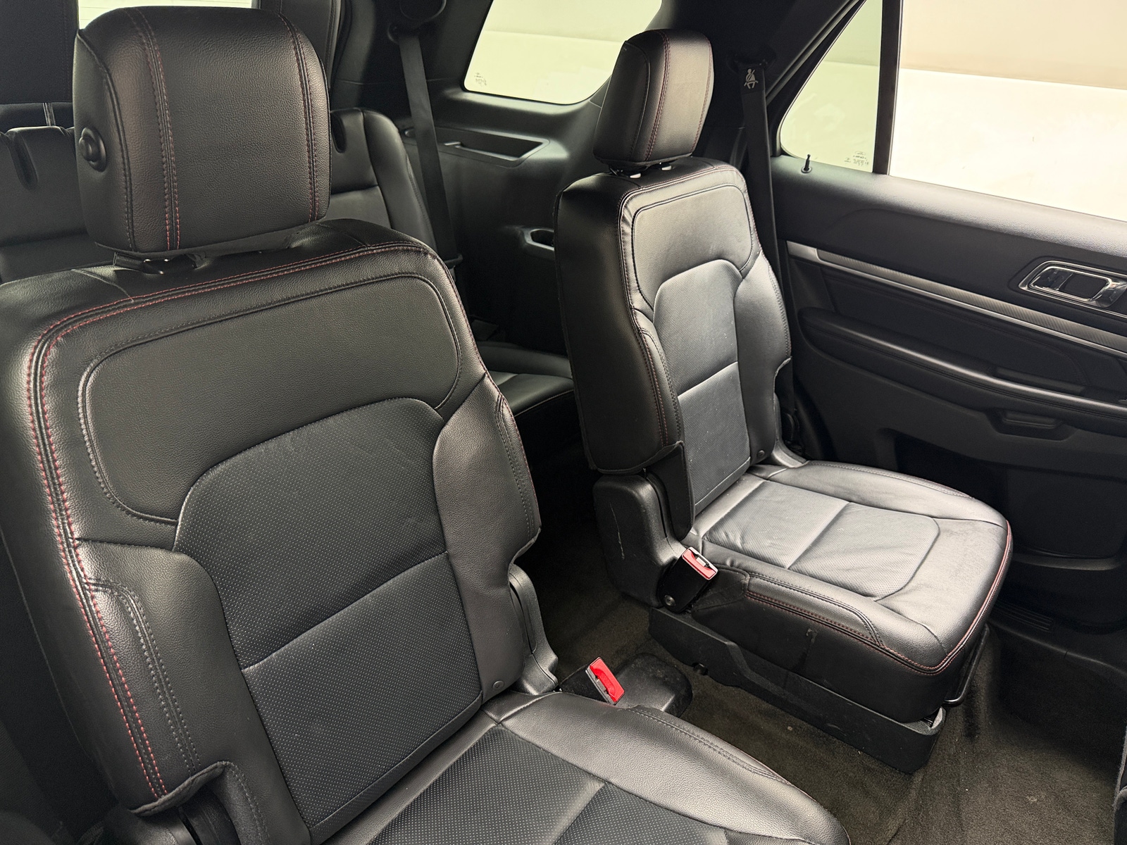 Thumbnail: 2018 Ford Explorer - 5