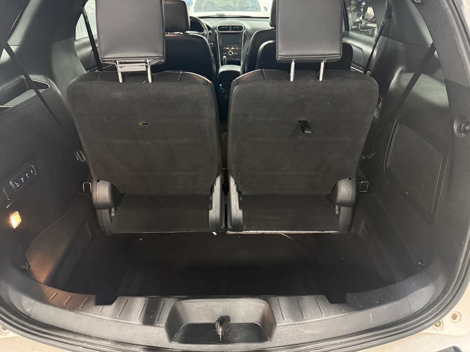 Thumbnail: 2018 Ford Explorer - 6