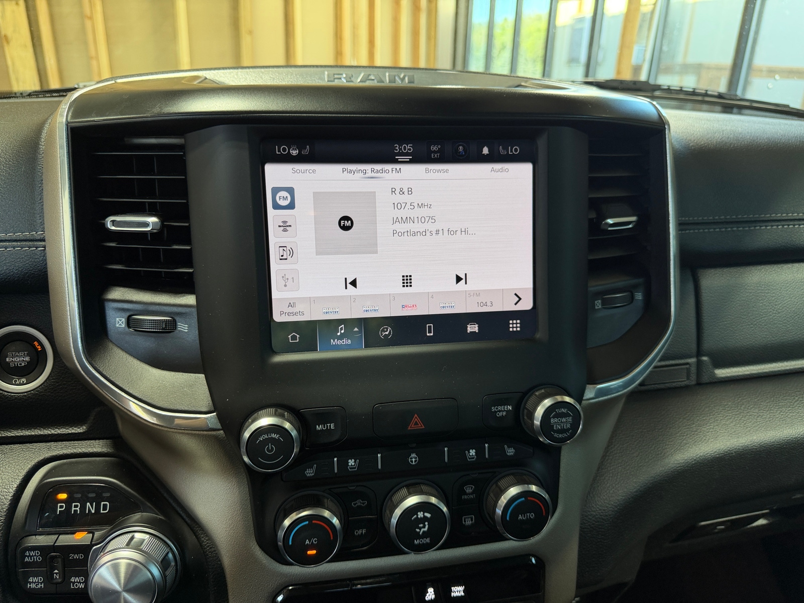 Thumbnail: 2022 RAM 1500 - 3