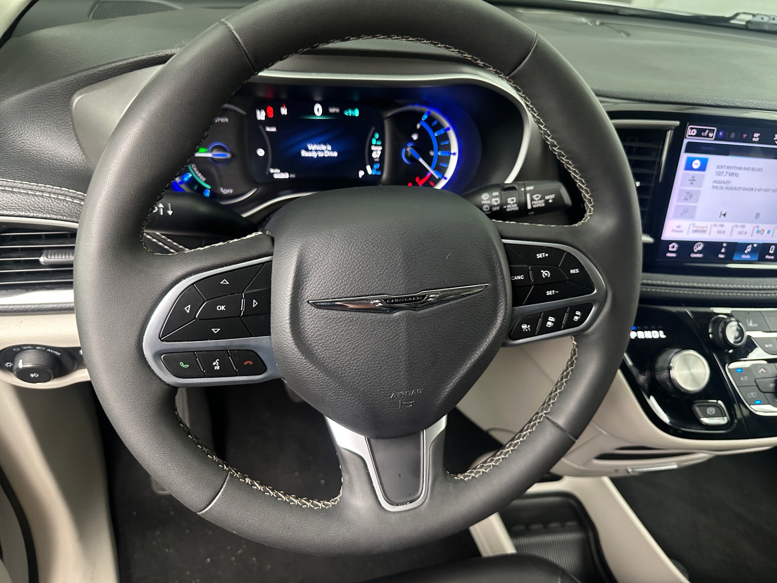 Thumbnail: 2024 Chrysler Pacifica - 4