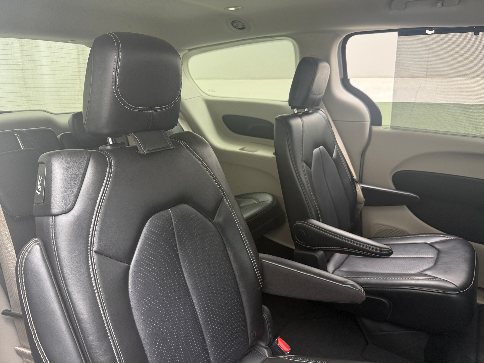 Thumbnail: 2024 Chrysler Pacifica - 5