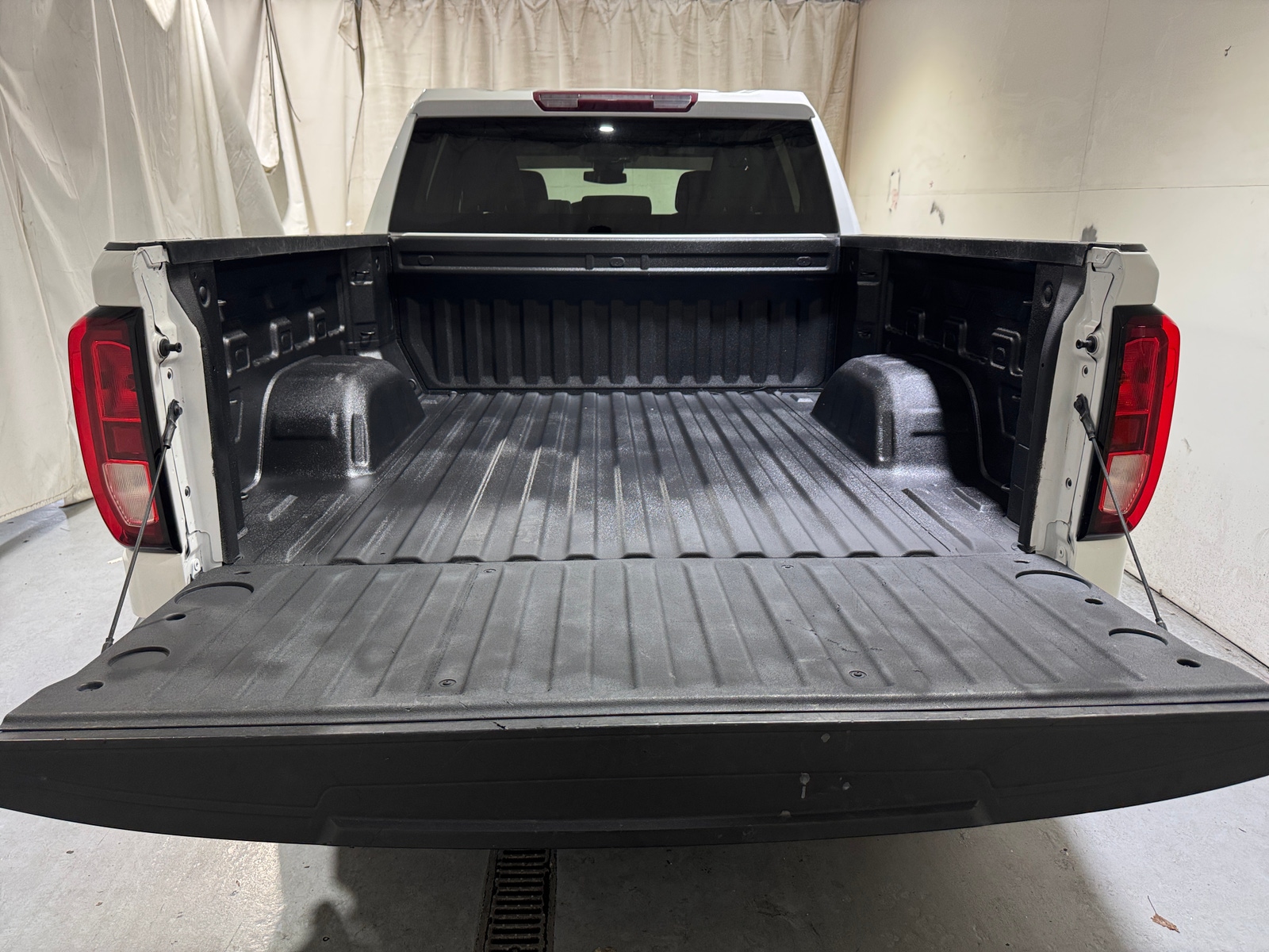 Thumbnail: 2023 GMC Sierra 1500 - 7