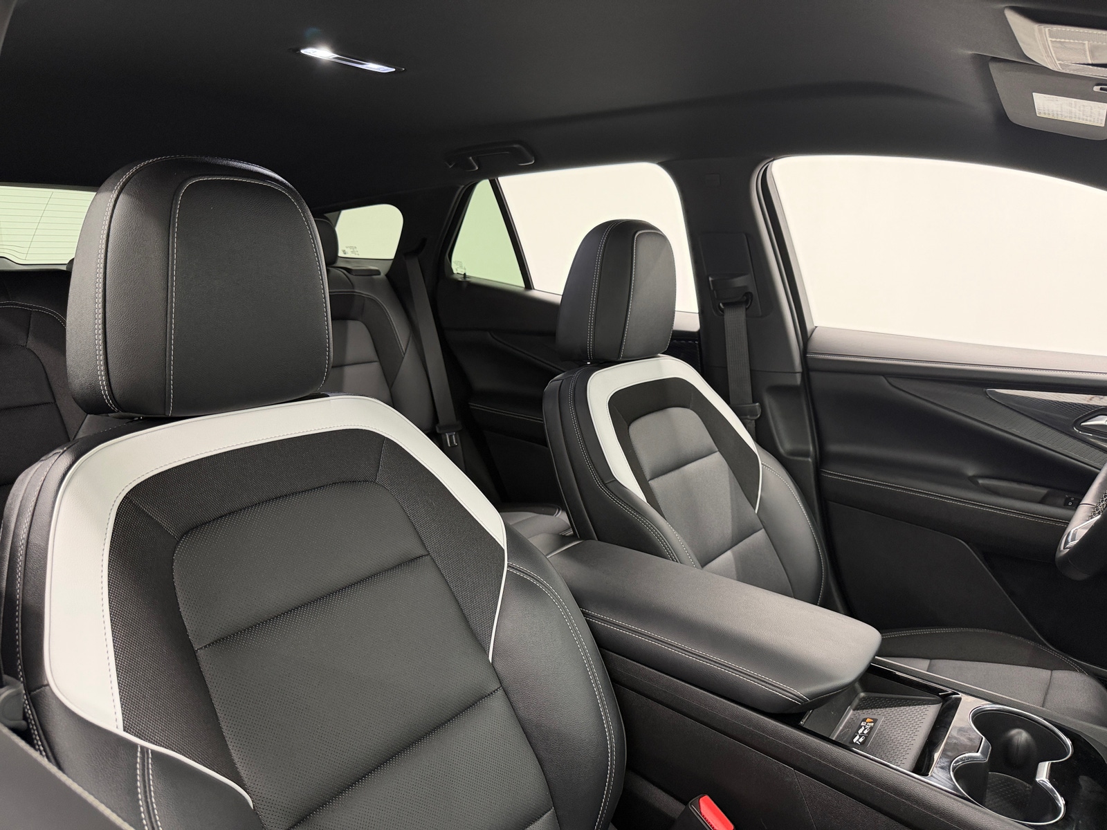 Thumbnail: 2024 Chevrolet Blazer EV - 2