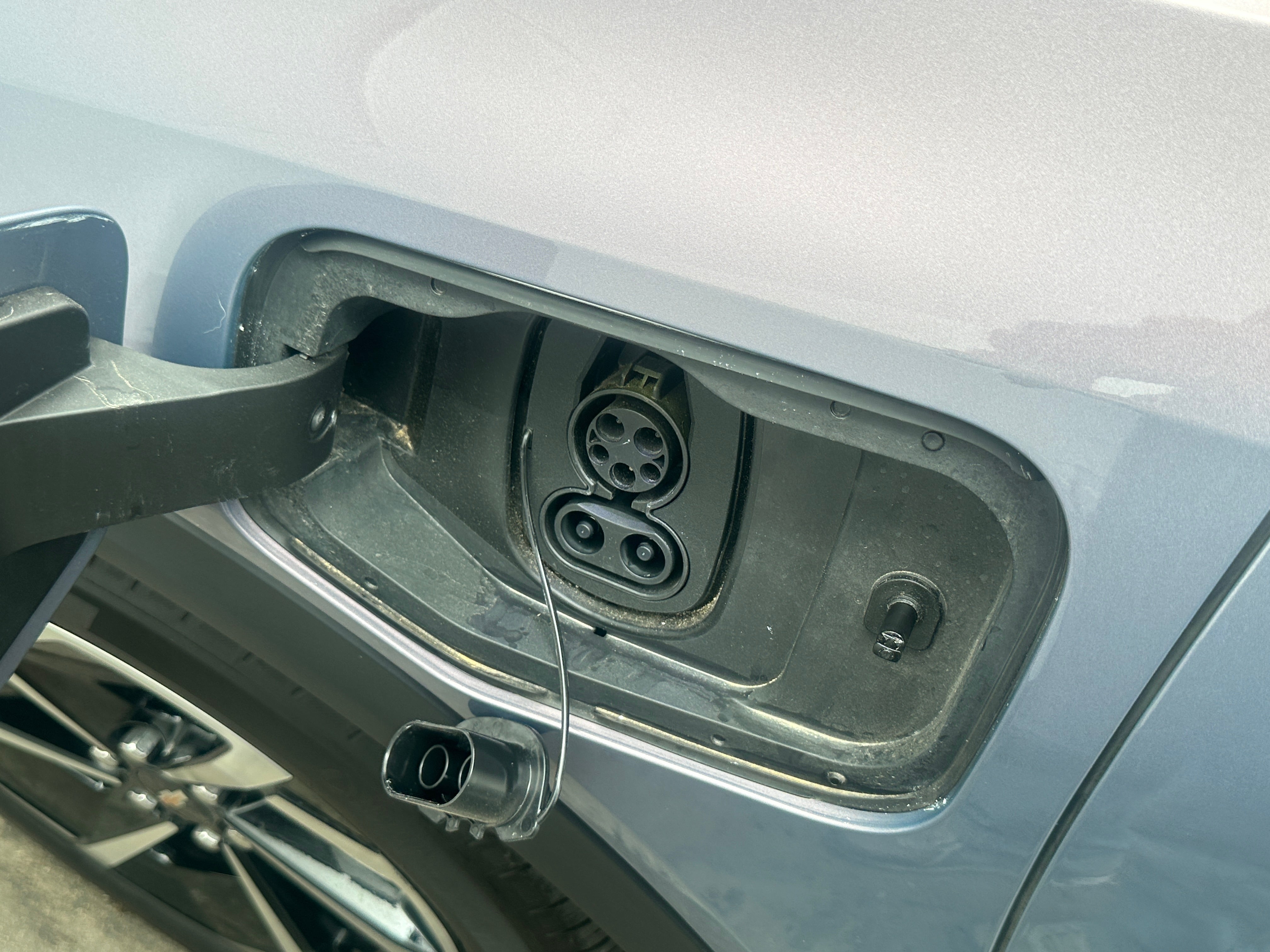 Used 2025 Chevrolet Equinox EV LT with VIN 3GN7DLRP7SS179693 for sale in Pewaukee, WI