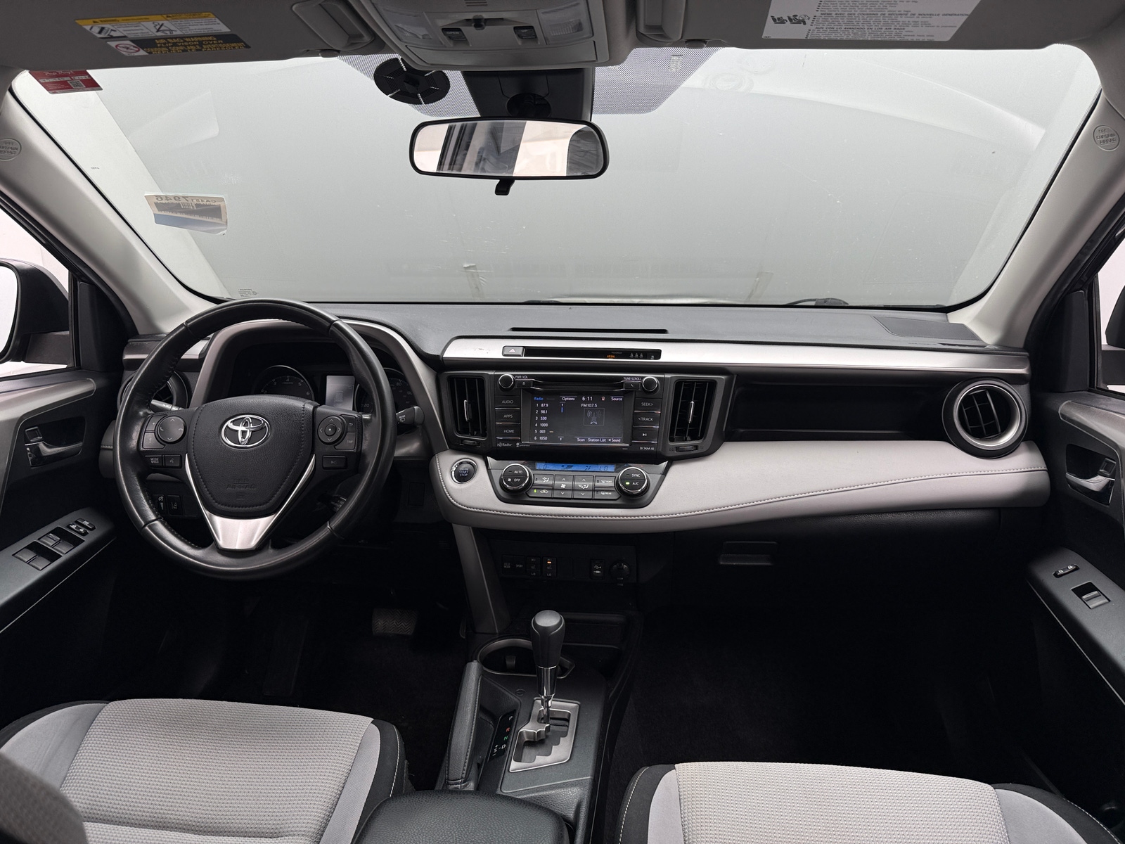 Thumbnail: 2018 Toyota RAV4 - 3