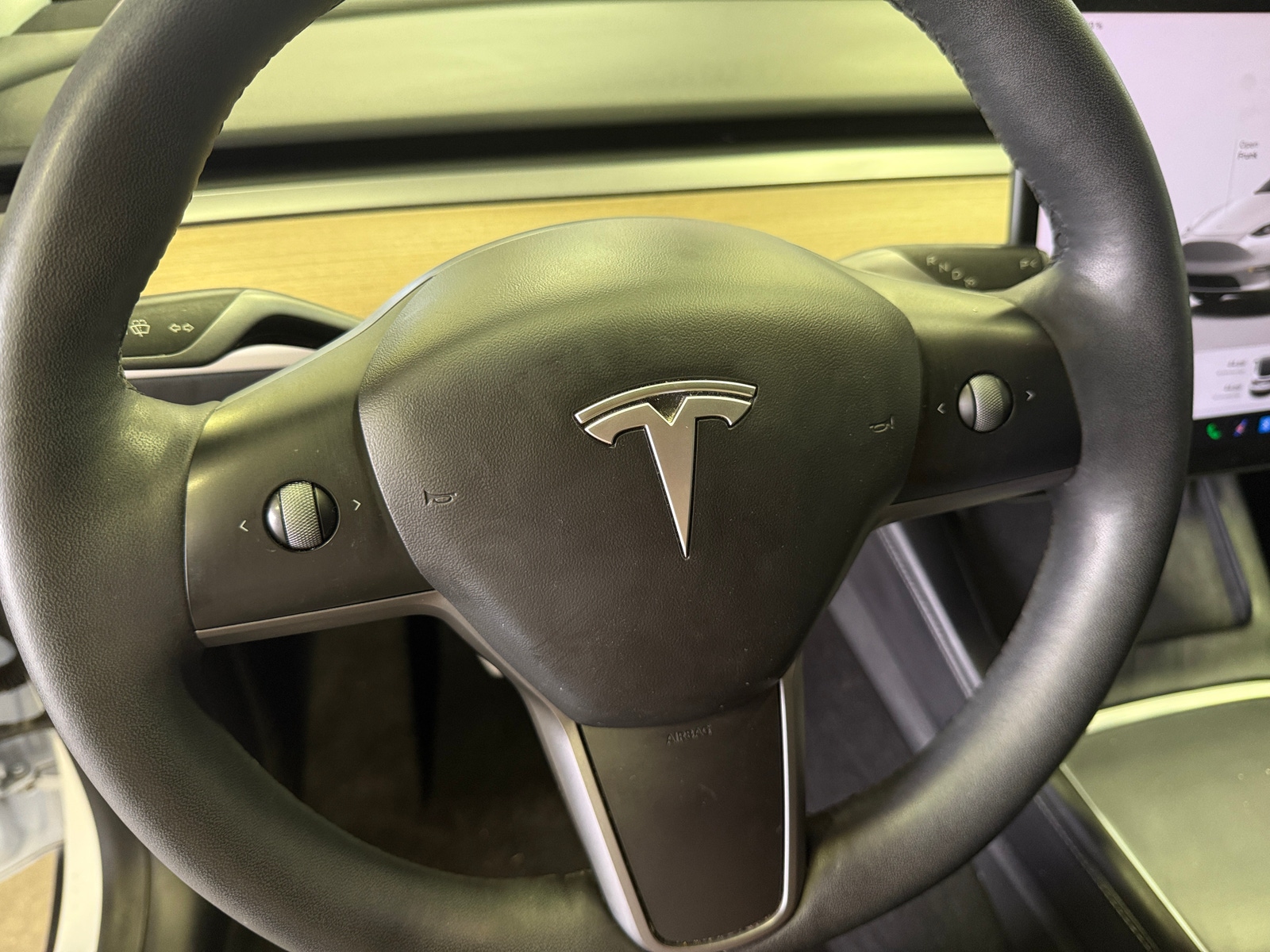 Thumbnail: 2022 Tesla Model Y - 4