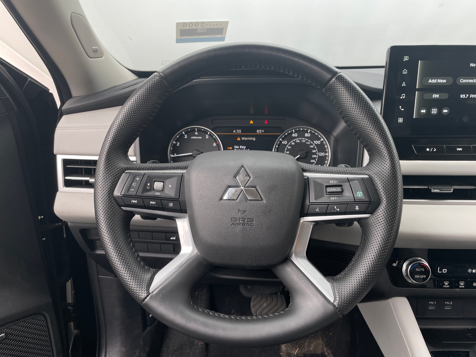Thumbnail: 2025 Mitsubishi Outlander - 4