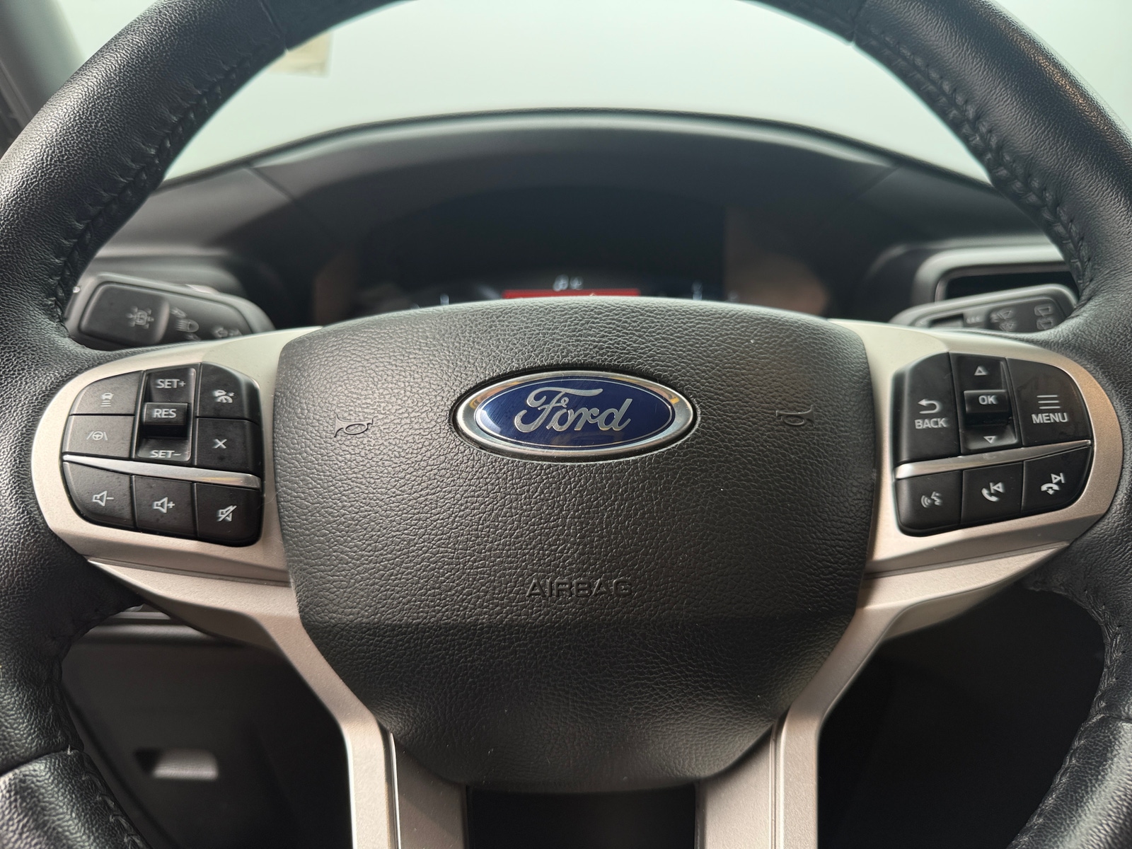 Thumbnail: 2023 Ford Explorer - 4