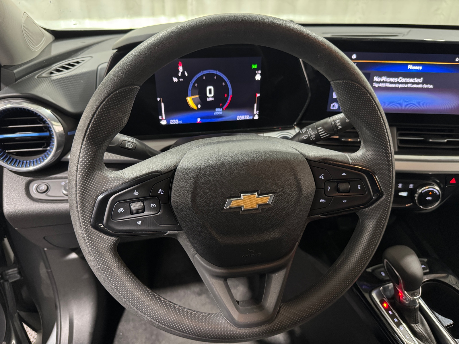Thumbnail: 2025 Chevrolet Trax - 5