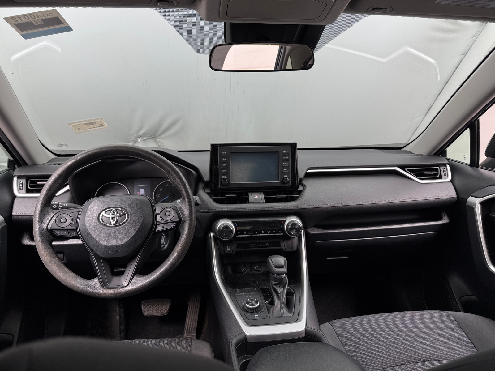 Thumbnail: 2019 Toyota RAV4 - 3