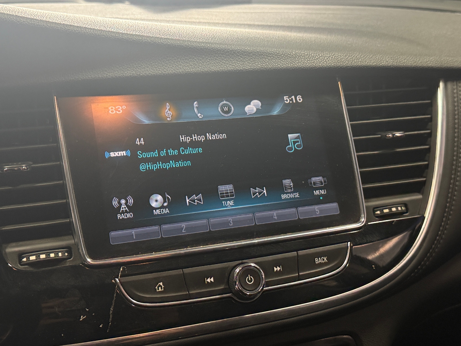 Thumbnail: 2019 Buick Encore - 4