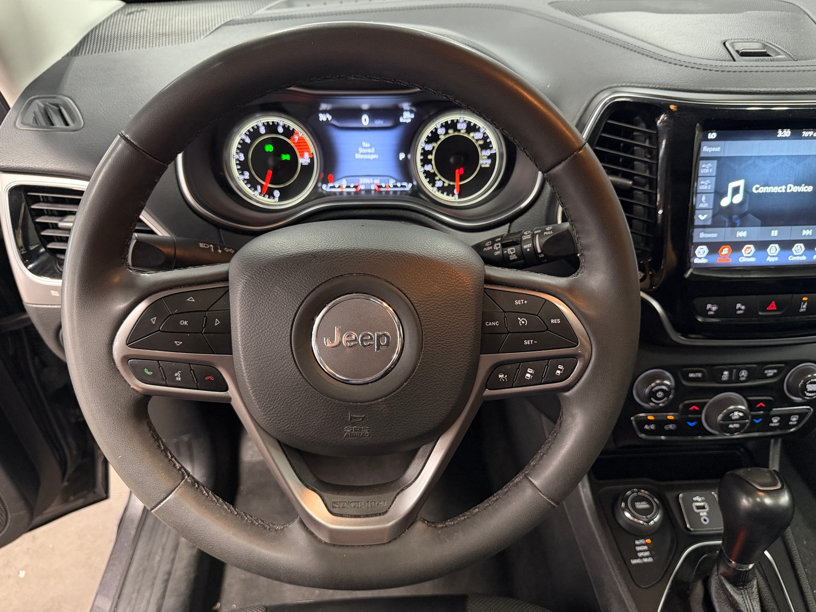 Thumbnail: 2022 Jeep Cherokee - 5