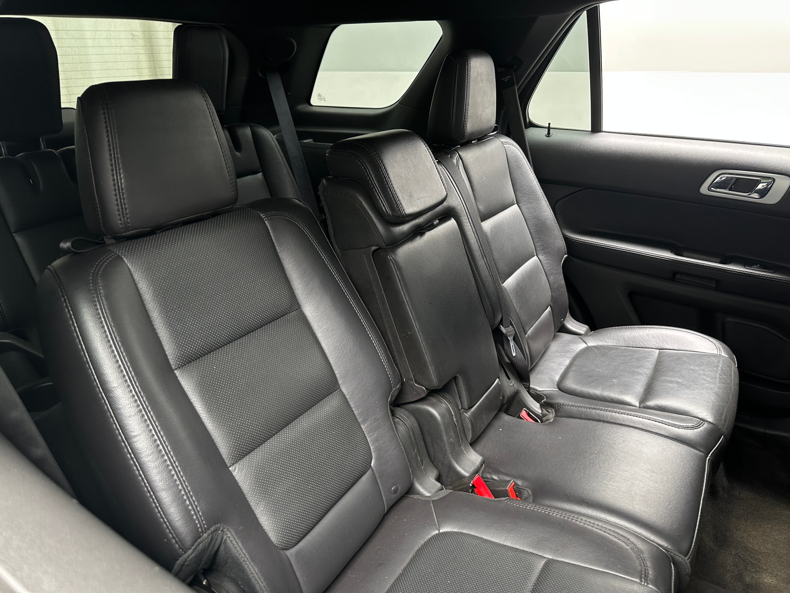 Thumbnail: 2014 Ford Explorer - 5