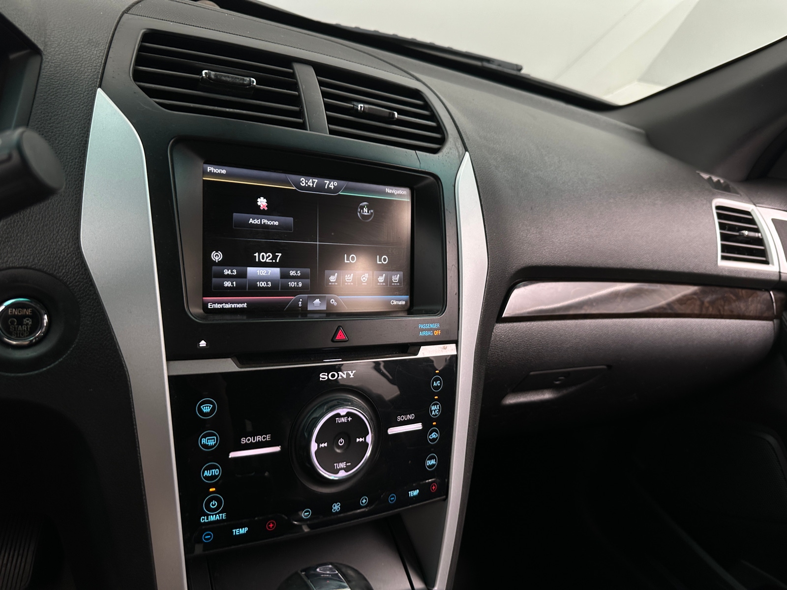 Thumbnail: 2014 Ford Explorer - 3