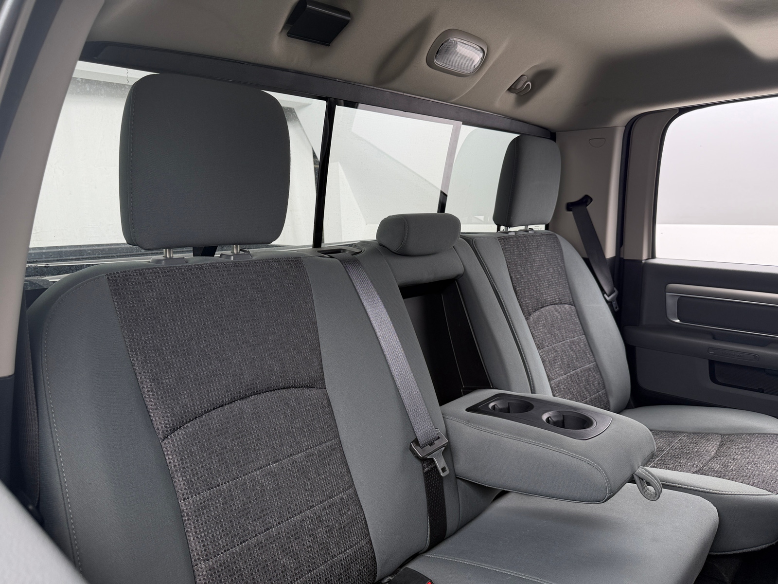 Thumbnail: 2020 RAM 1500 Classic - 6