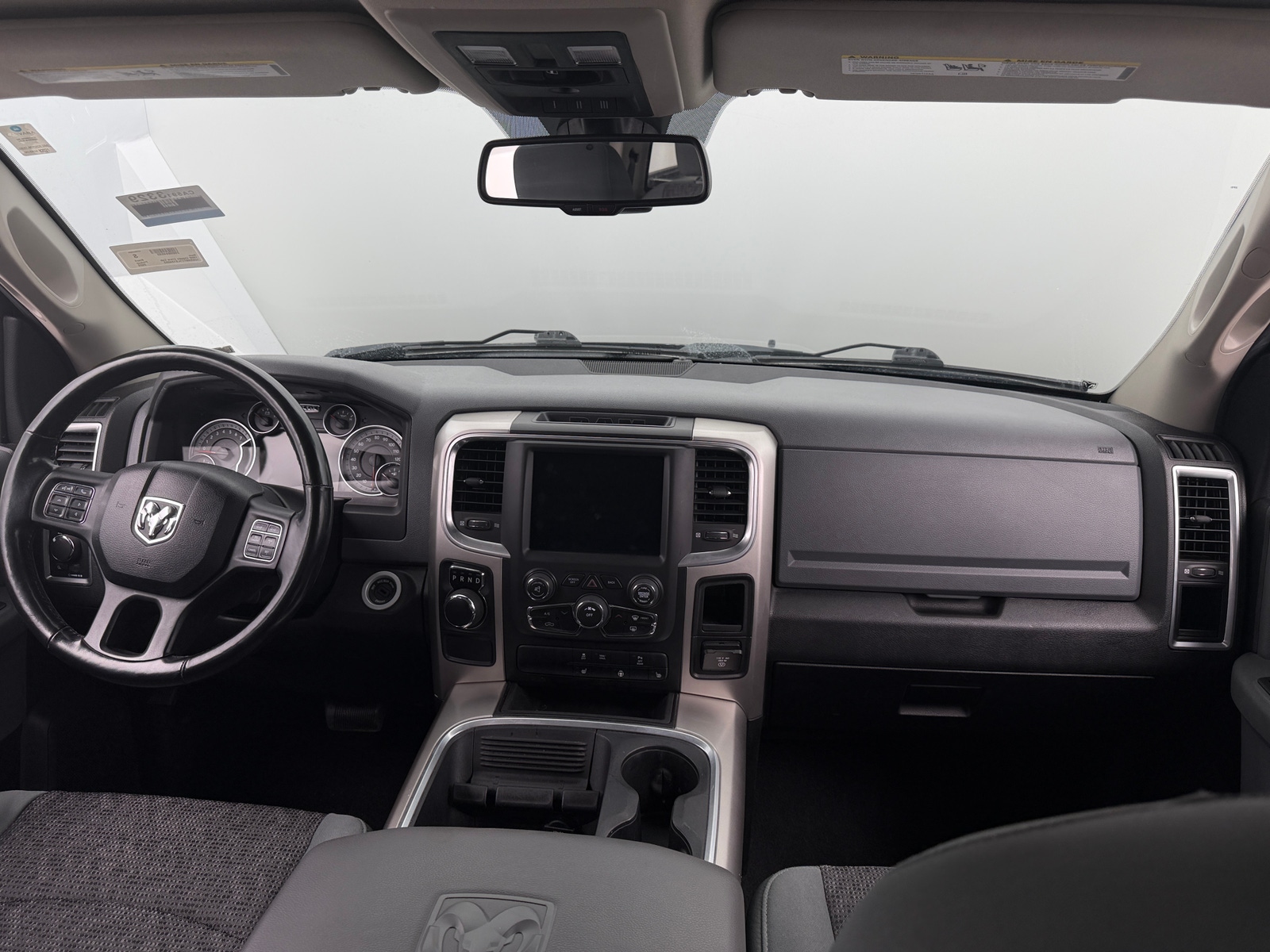Thumbnail: 2020 RAM 1500 Classic - 3
