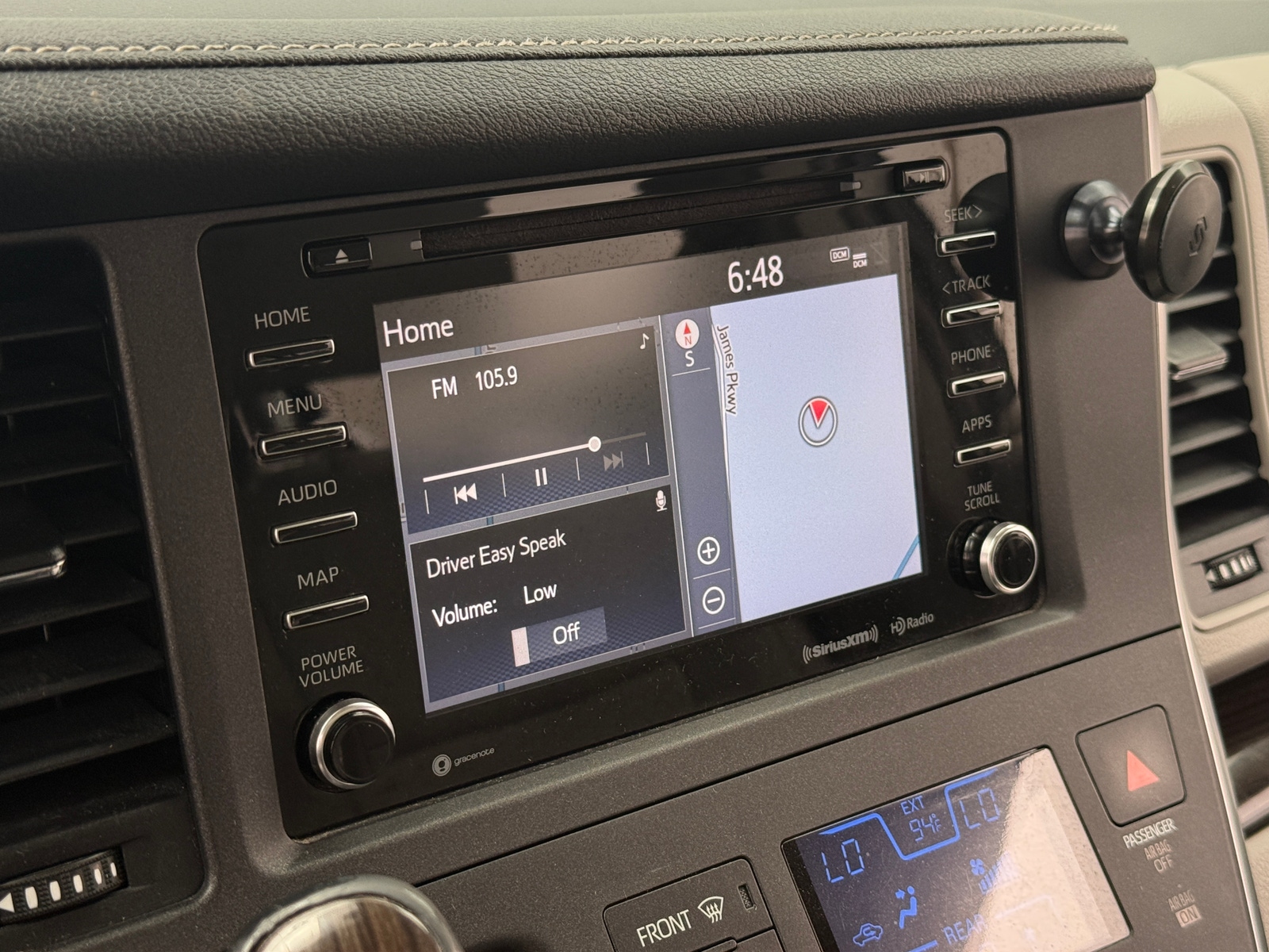 Thumbnail: 2019 Toyota Sienna - 3