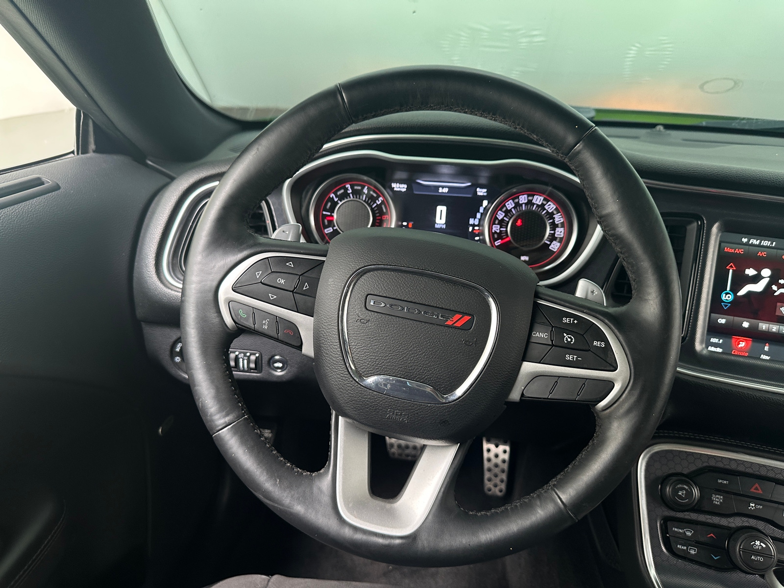 Thumbnail: 2015 Dodge Challenger - 4