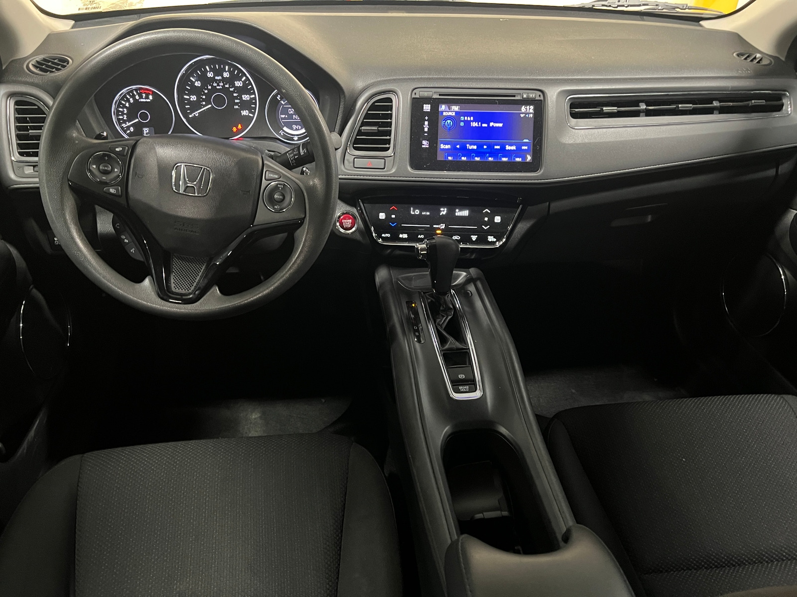 Thumbnail: 2016 Honda HR-V - 3