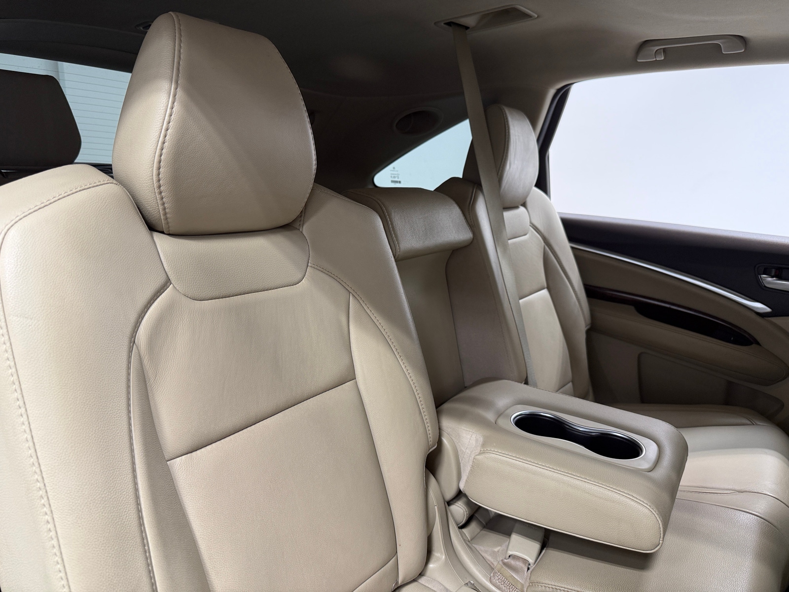 Thumbnail: 2017 Acura MDX - 5