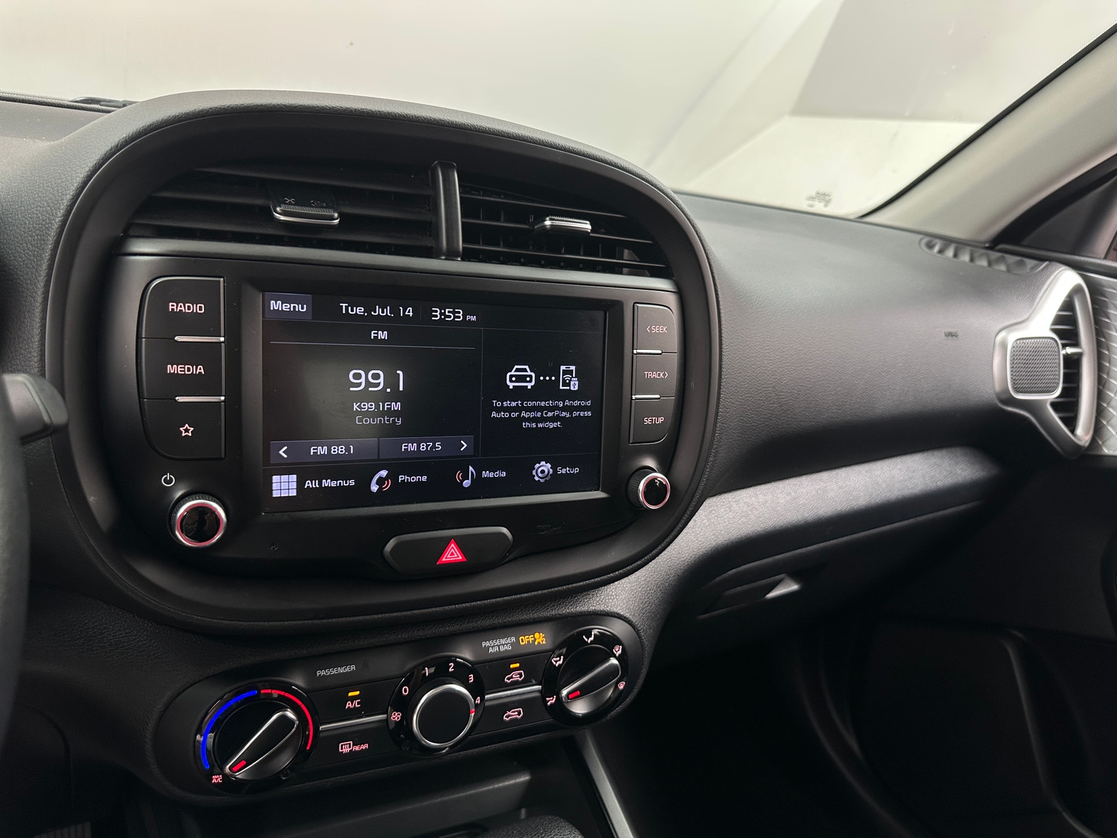 Thumbnail: 2022 Kia Soul - 4