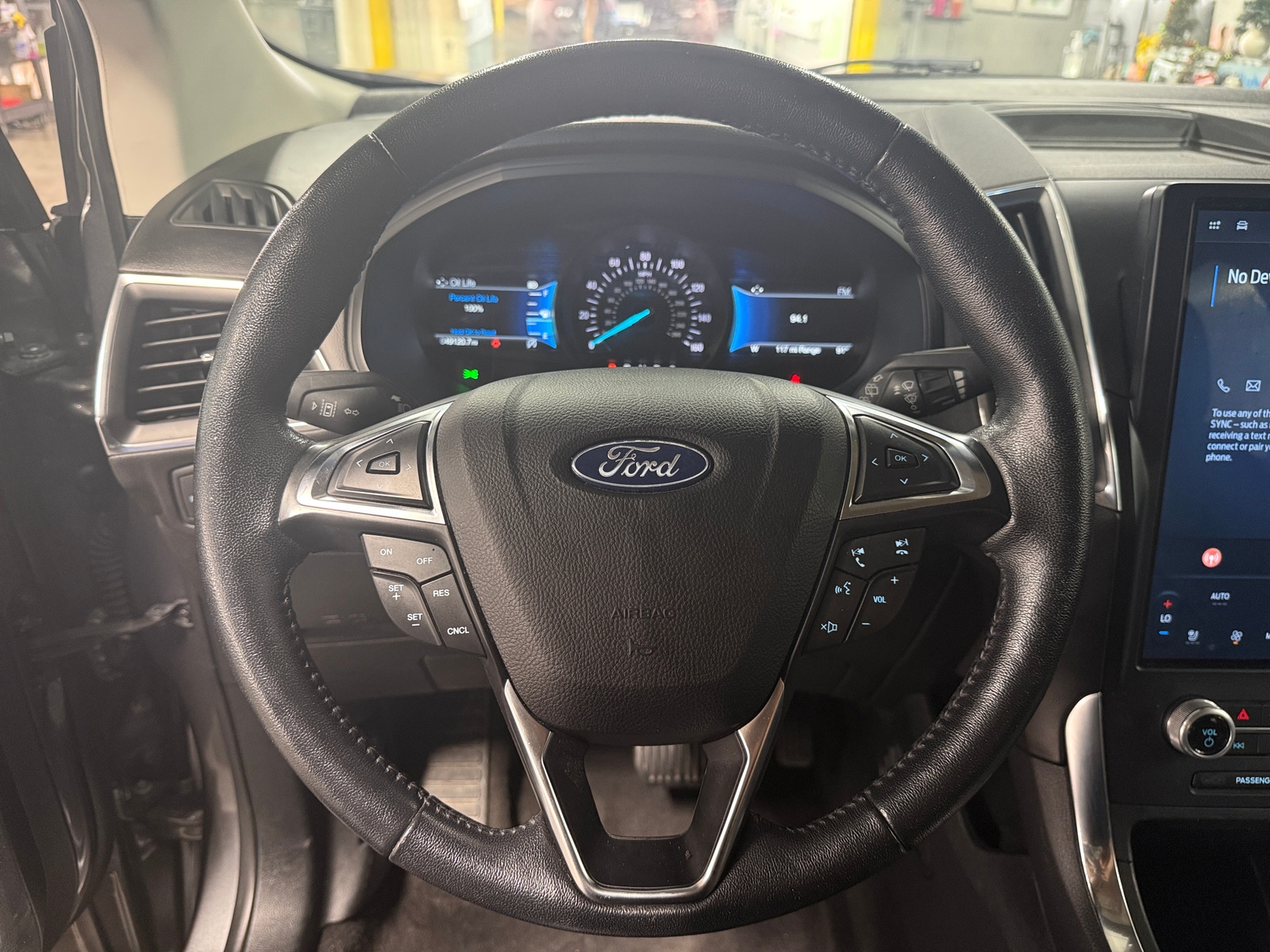 Thumbnail: 2022 Ford Edge - 4
