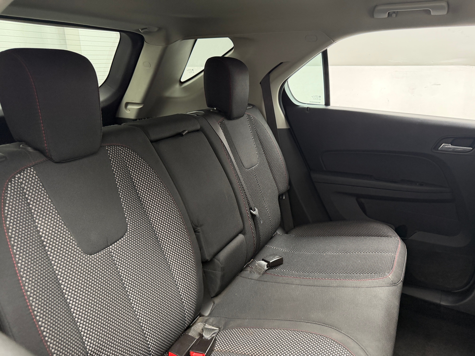 Thumbnail: 2016 Chevrolet Equinox - 6
