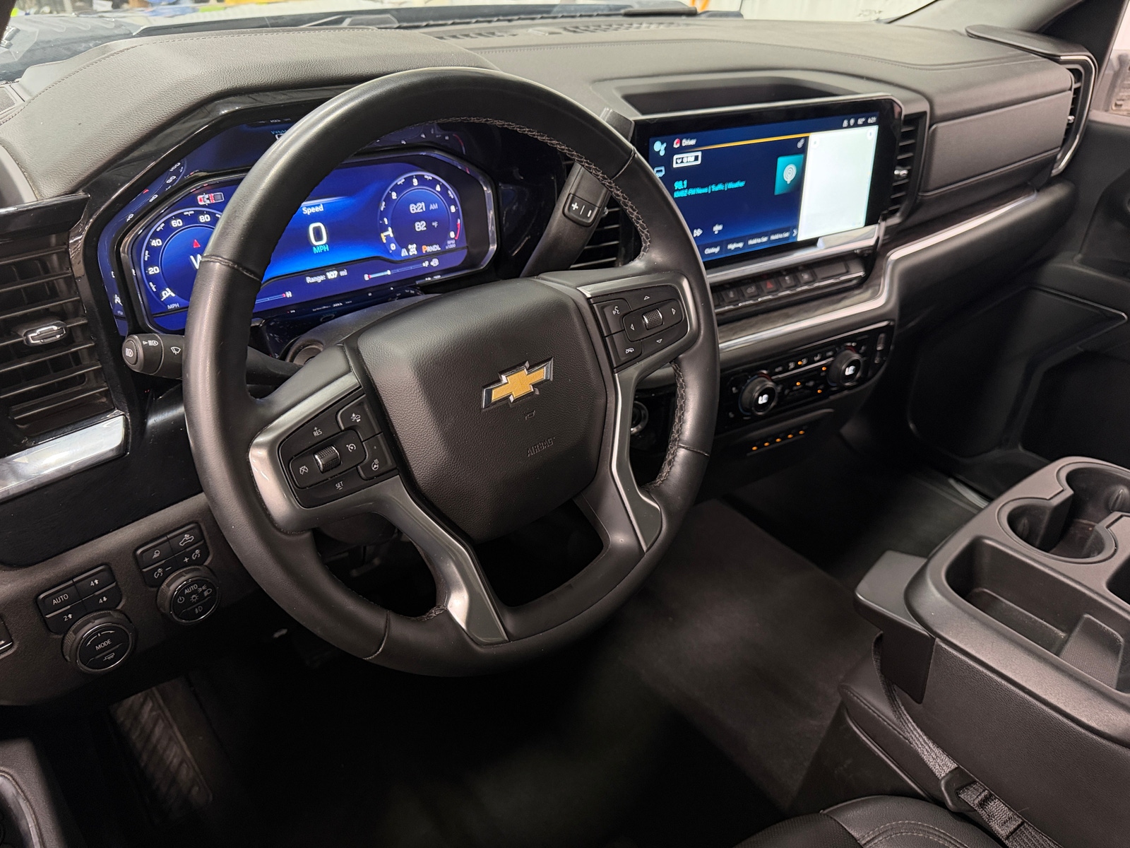 Thumbnail: 2024 Chevrolet Silverado 2500 - 4