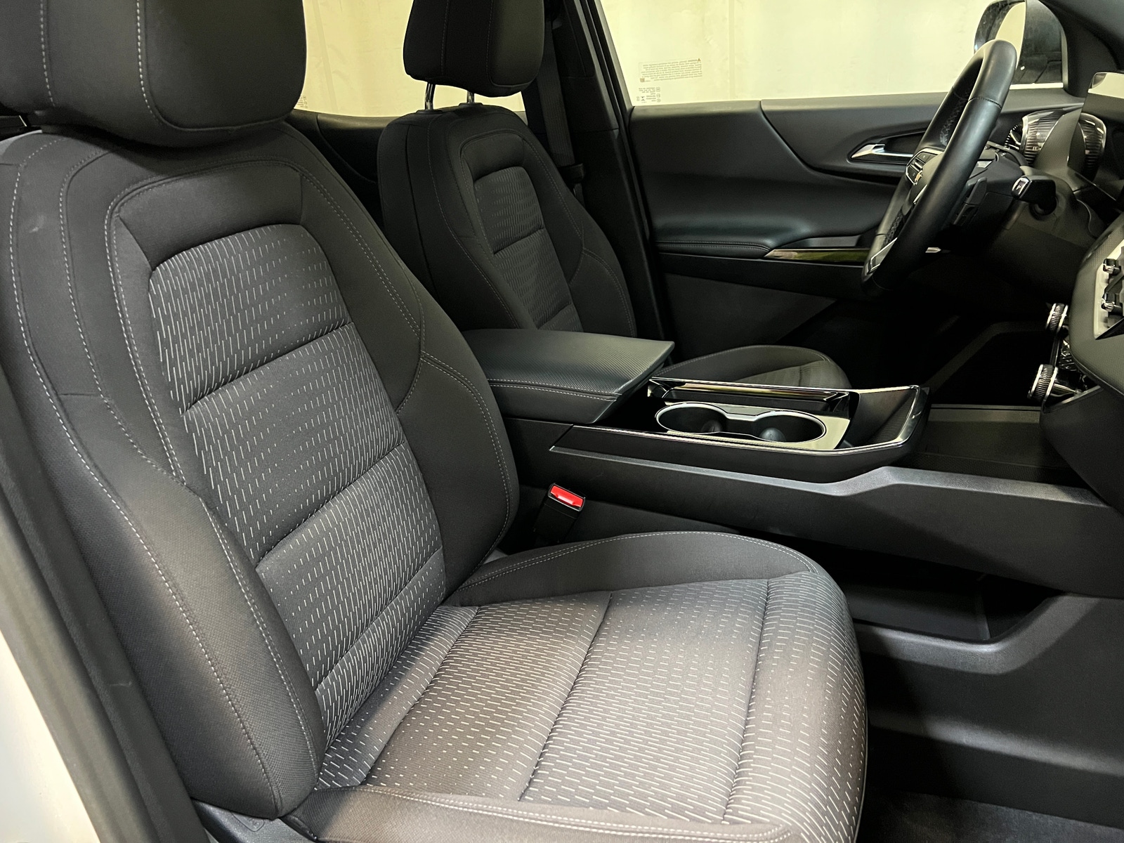 Thumbnail: 2025 Chevrolet Equinox - 2